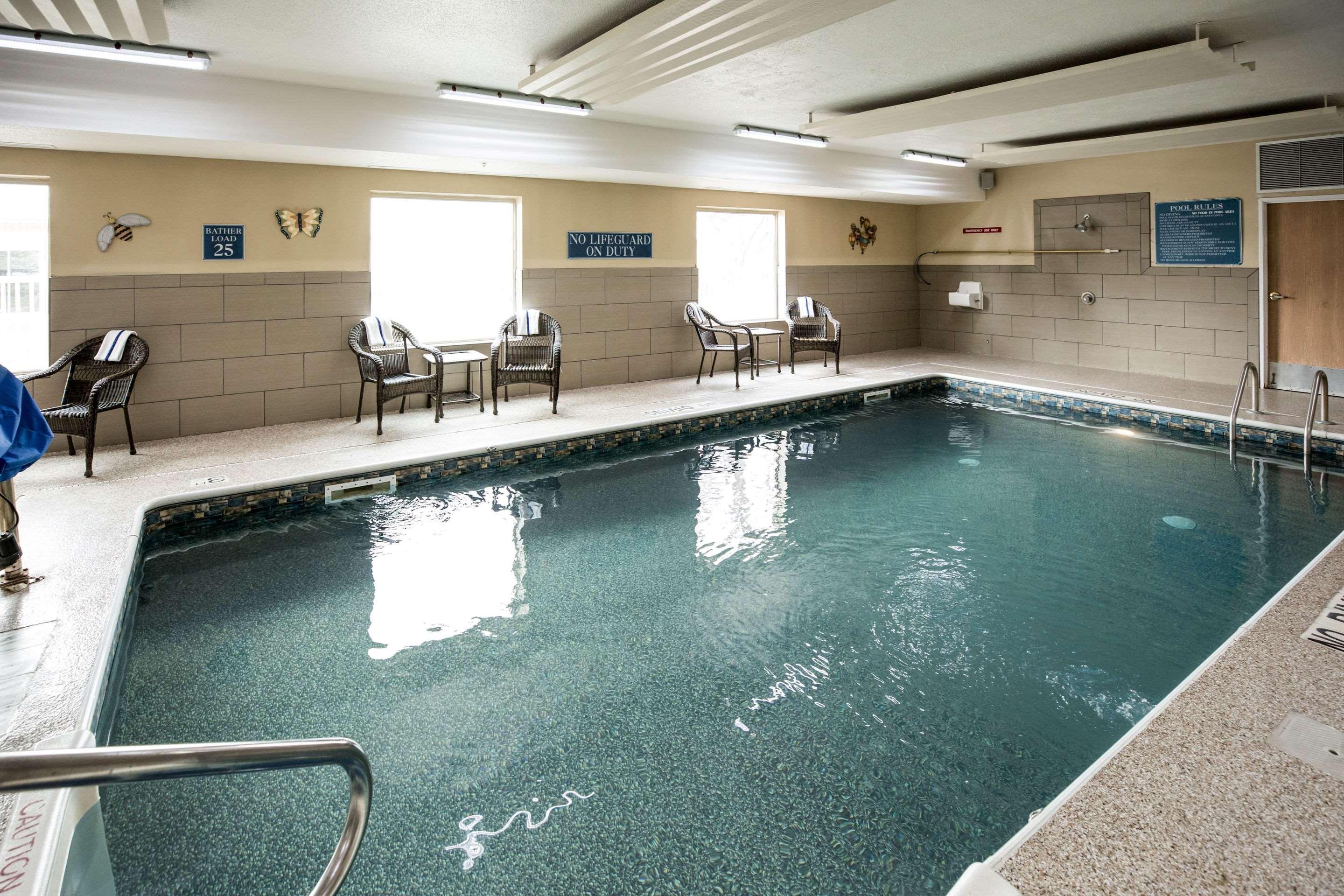 Comfort Inn & Suites Paw Paw Εξωτερικό φωτογραφία