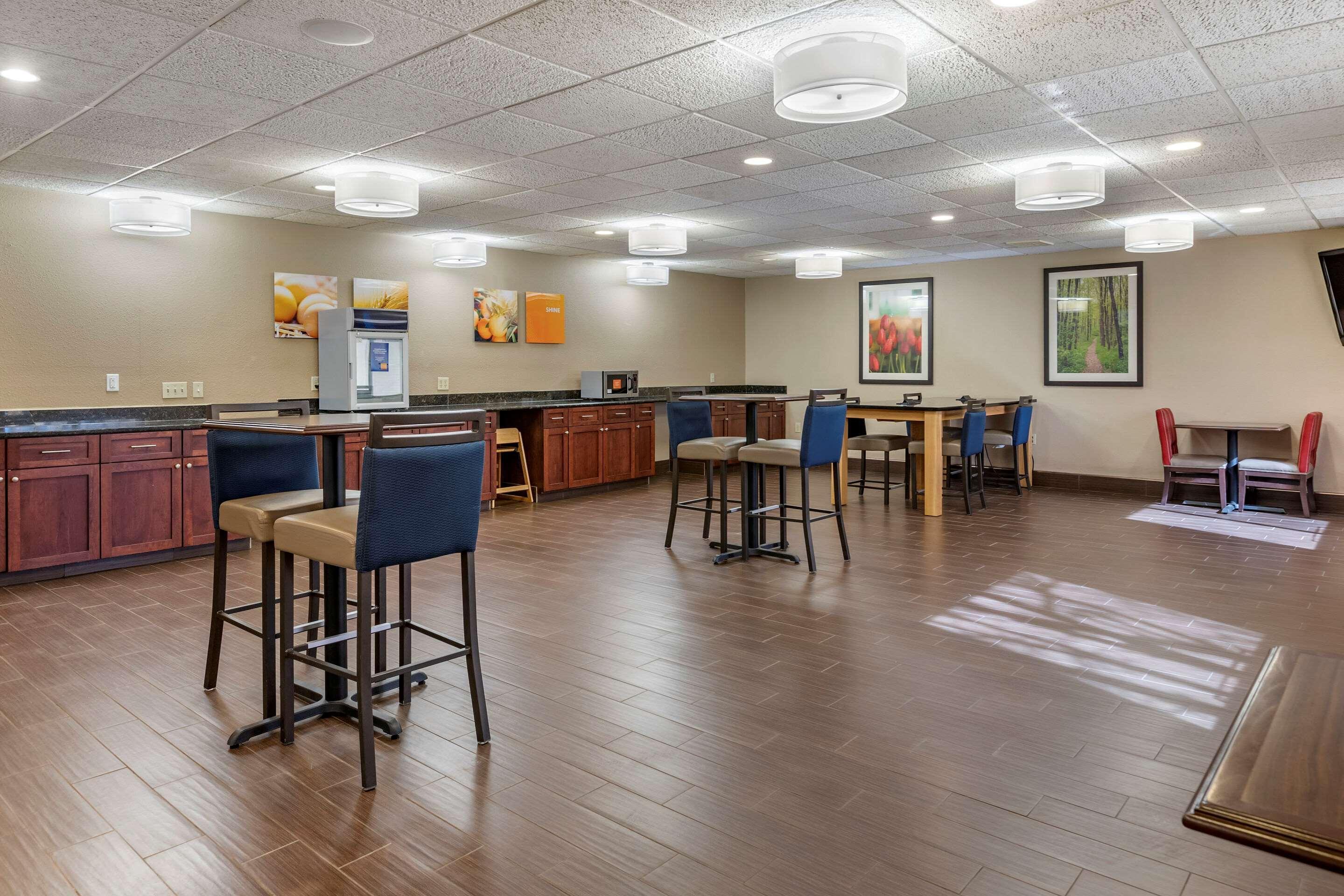 Comfort Inn & Suites Paw Paw Εξωτερικό φωτογραφία