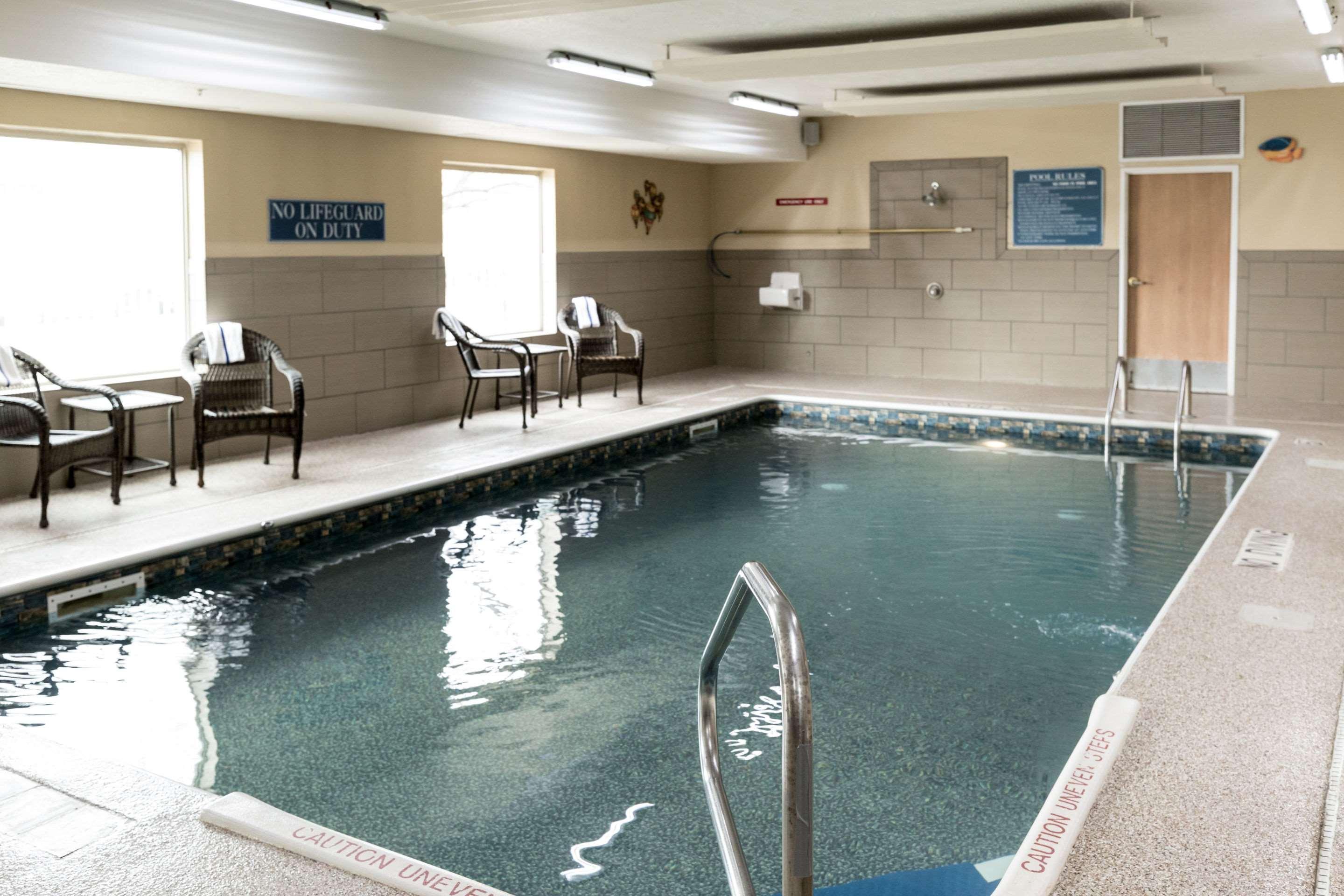 Comfort Inn & Suites Paw Paw Εξωτερικό φωτογραφία