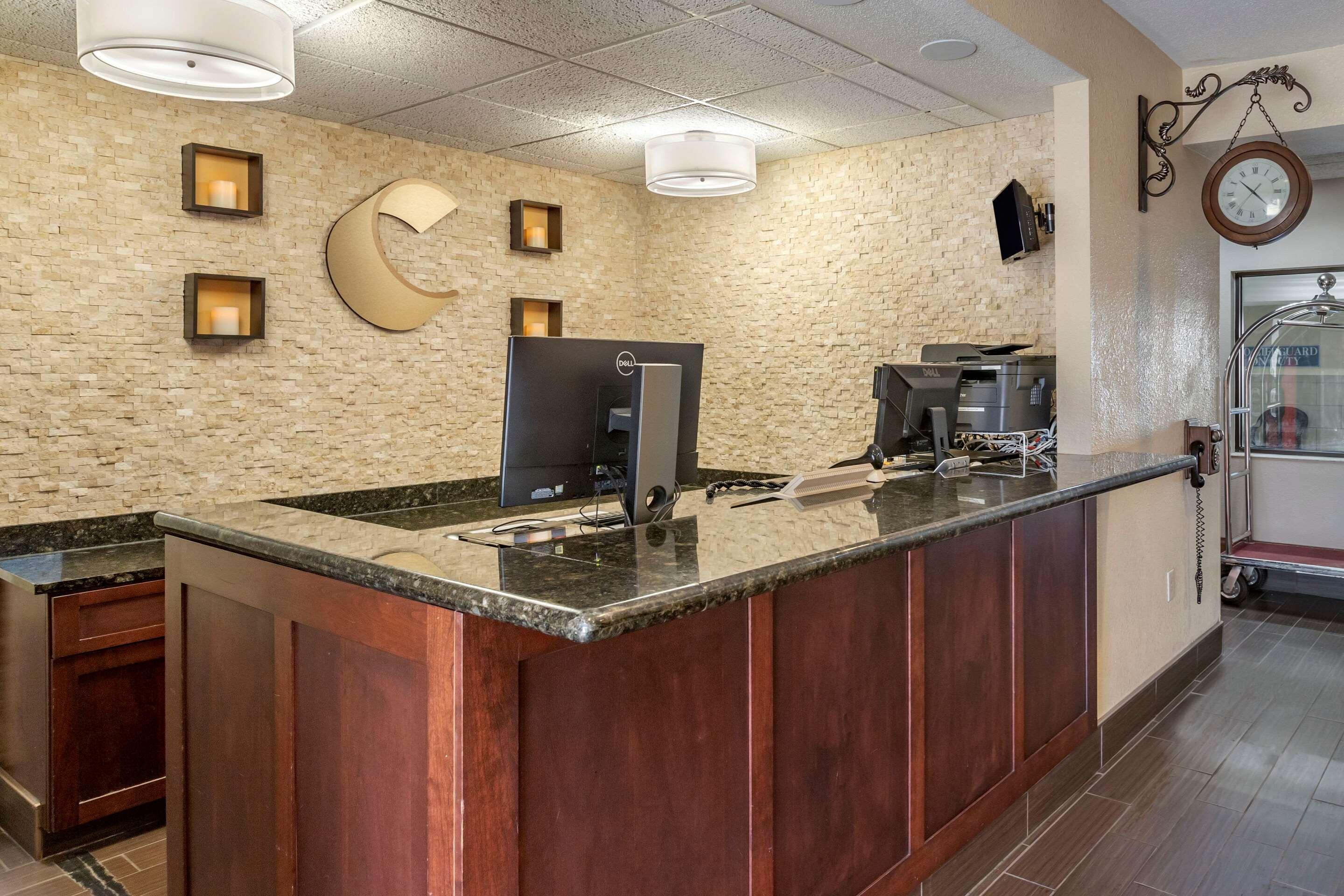 Comfort Inn & Suites Paw Paw Εξωτερικό φωτογραφία