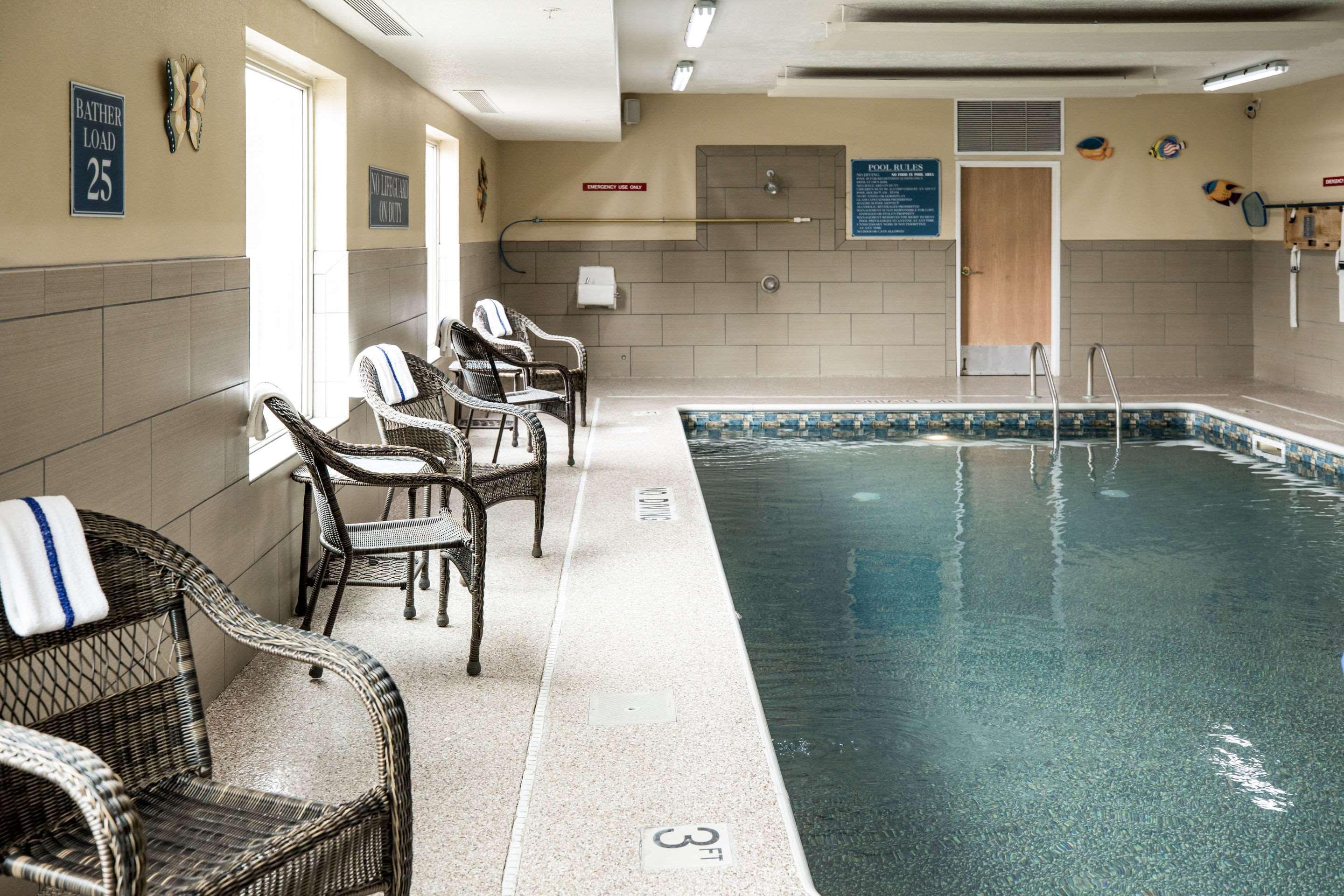 Comfort Inn & Suites Paw Paw Εξωτερικό φωτογραφία