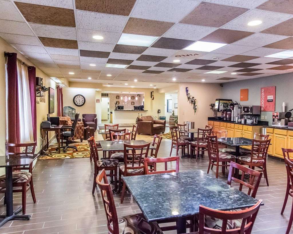 Comfort Inn & Suites Paw Paw Εστιατόριο φωτογραφία
